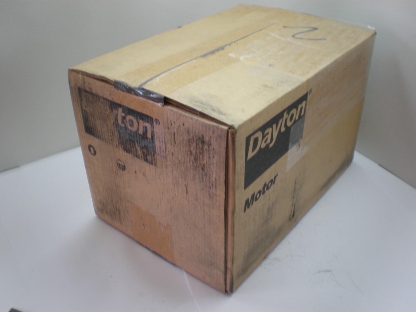 DAYTON 4M100G D/D Blower Motor 3 Speed, Open Air-Over, Ring/Stud Mount, 1/2 HP
