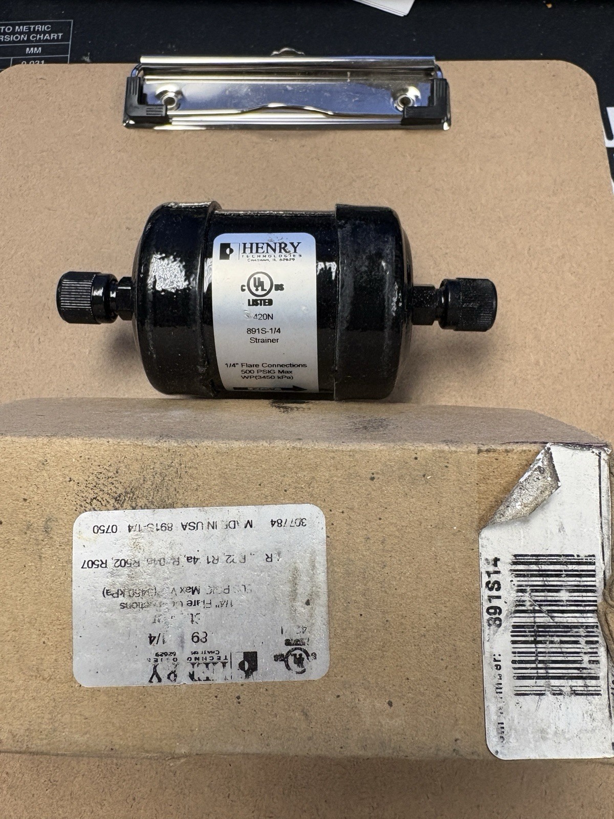 HENRY VALVE 891S-1/4 STRAINER 500 PSI 1/4 SAE flare NOS NIB