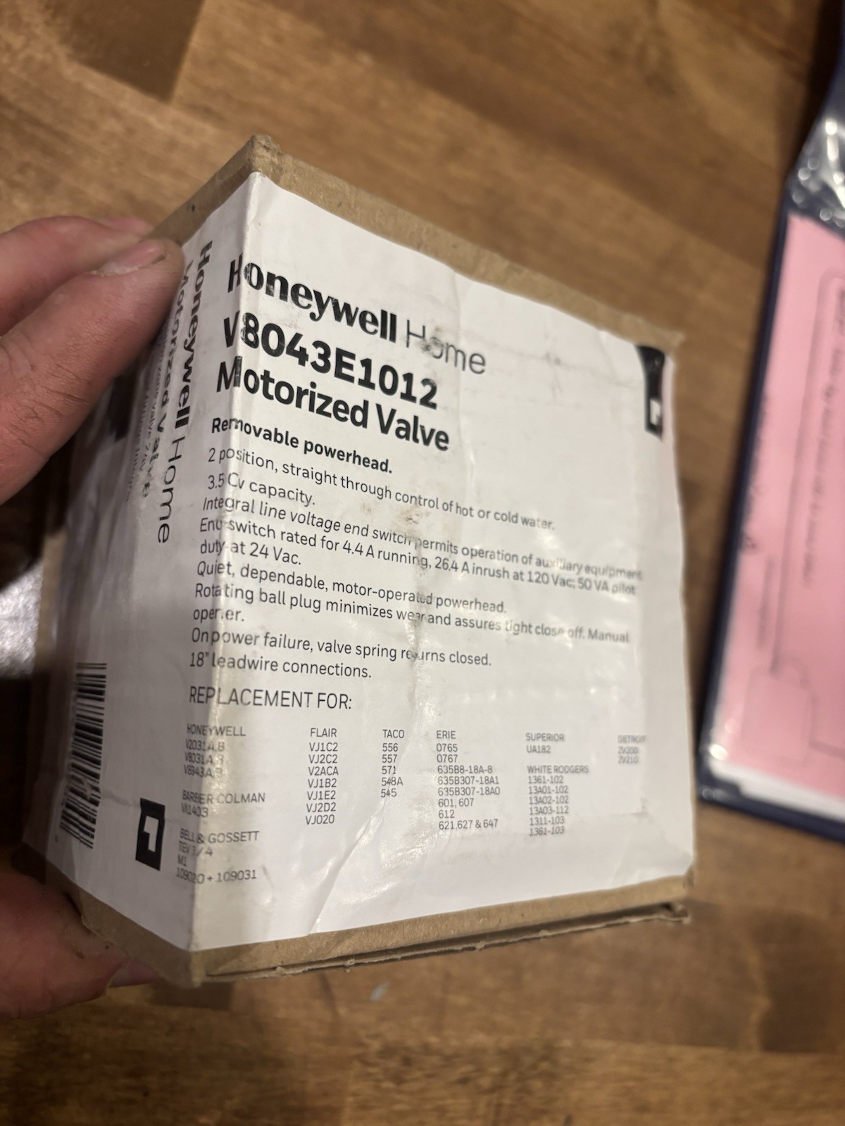 Honeywell GID-661677 V8043E1012 3/4″ Sweat Zone Valve Connection, 18″ OEM Leads