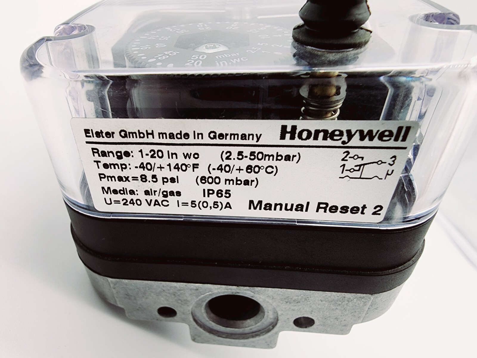 Honeywell C6097B3028 01″ – 20” W.C Manual Reset, 1/4″ NPT Pressure Switch