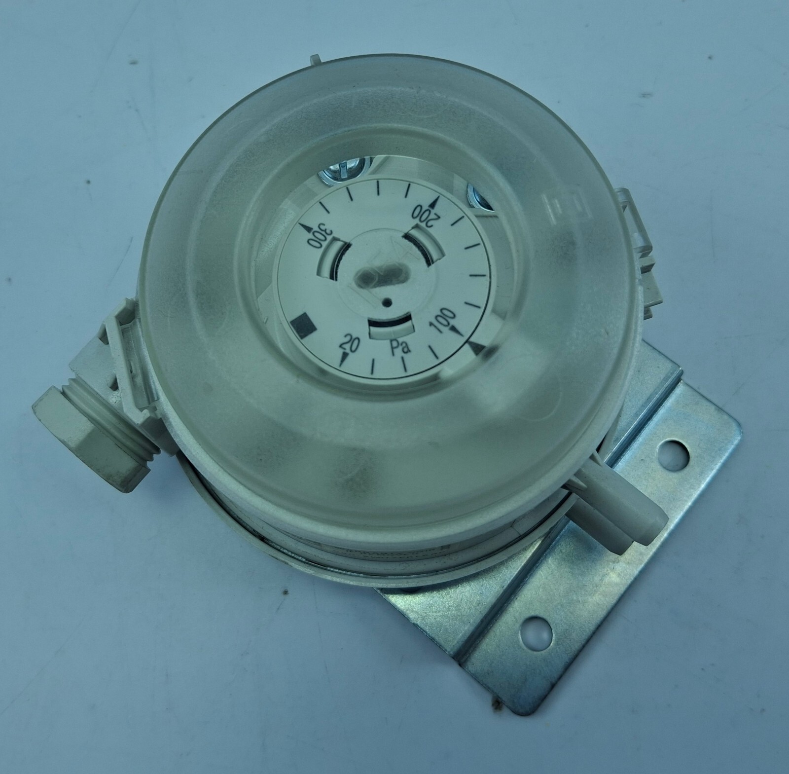 SONTAY PA-604-90 Differential Air Switch 20…300PA, IP65