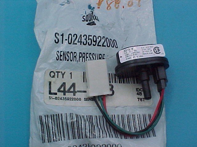 YORK PRESSURE SENSOR S1-02435922000 531536 SB
