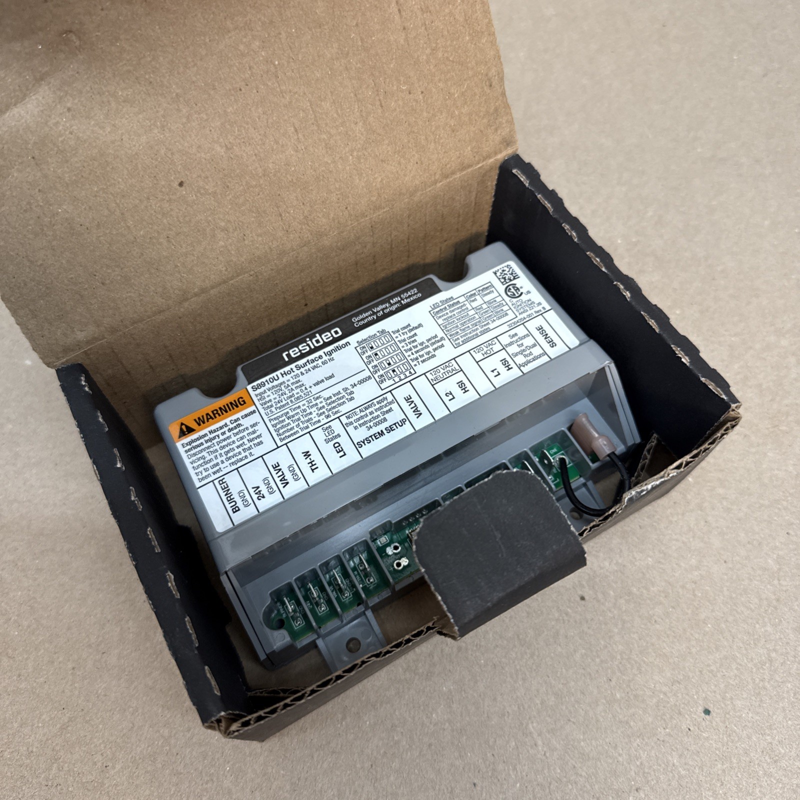Honeywell Universal Hot Surface Ignition Module S8910U3000 New