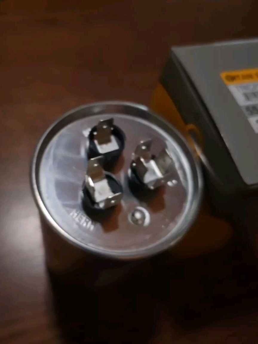 TitanPro TRCFD555 HVAC Round Motor Run Capacitor 55/5 MFD/UF 440/370 Volts