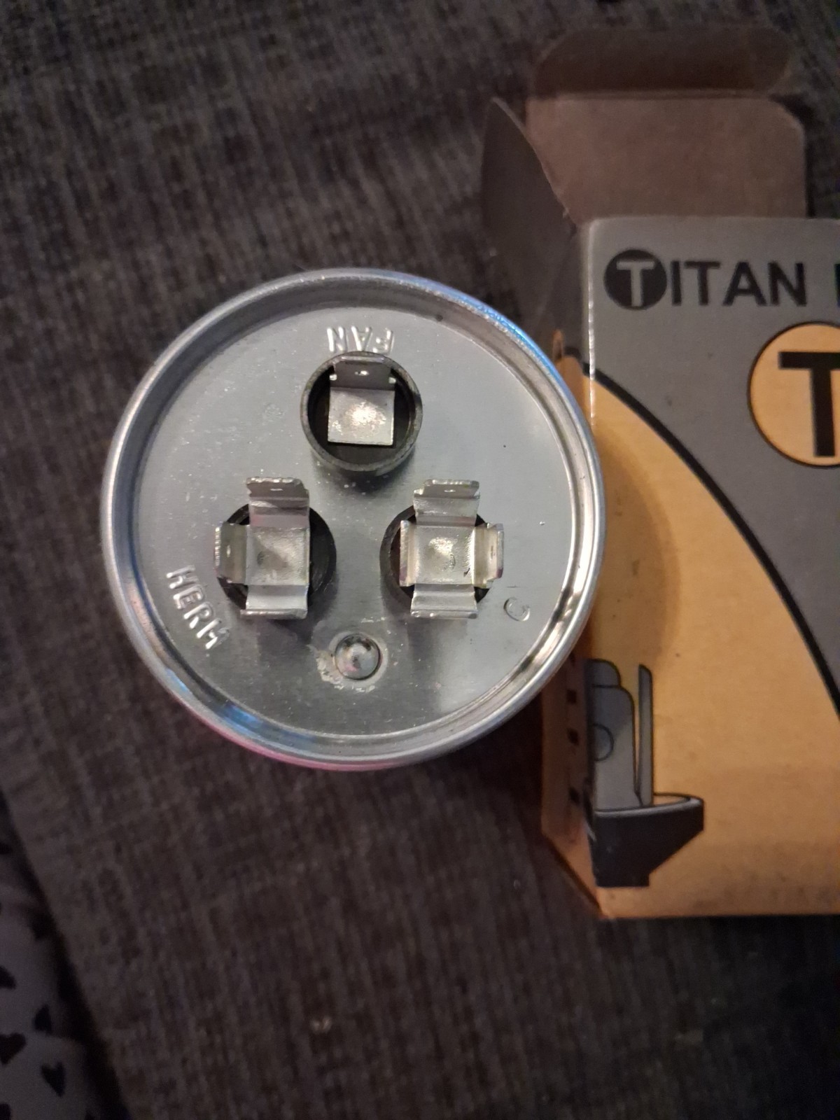 Packard Titan Pro Single Run Capacitor – TRCFD405