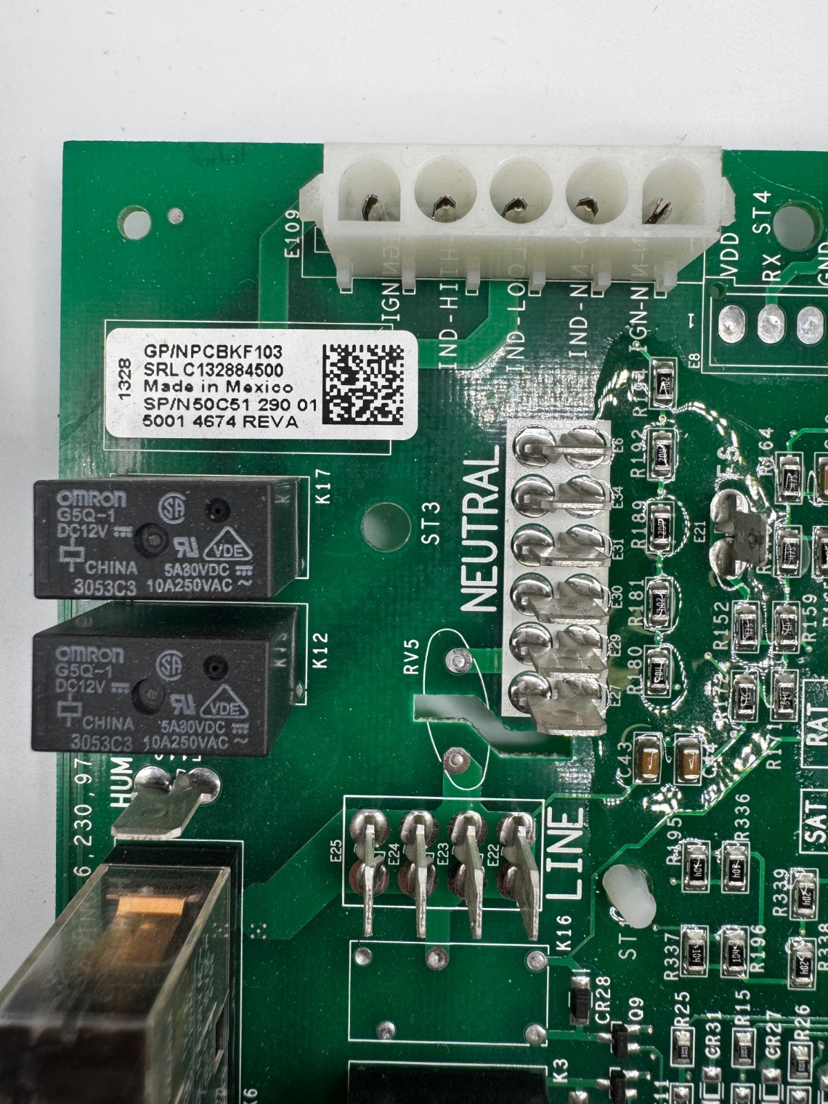 Goodman EMERSON PCBKF103 Furnace Control Circuit Board 50C51-290-01 **S21**