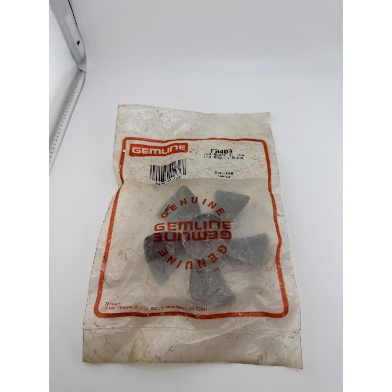 Gemline FB403 Fan Blade 4 inch CCW 1/8 inch Bore 5 Blade Plastic Gray NEW NOS