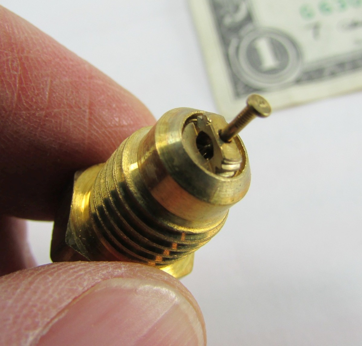 Military Brass Refrigerant Solder Valves 45 Deg. 1/4″ SAE Flare 4820-01-018-4964