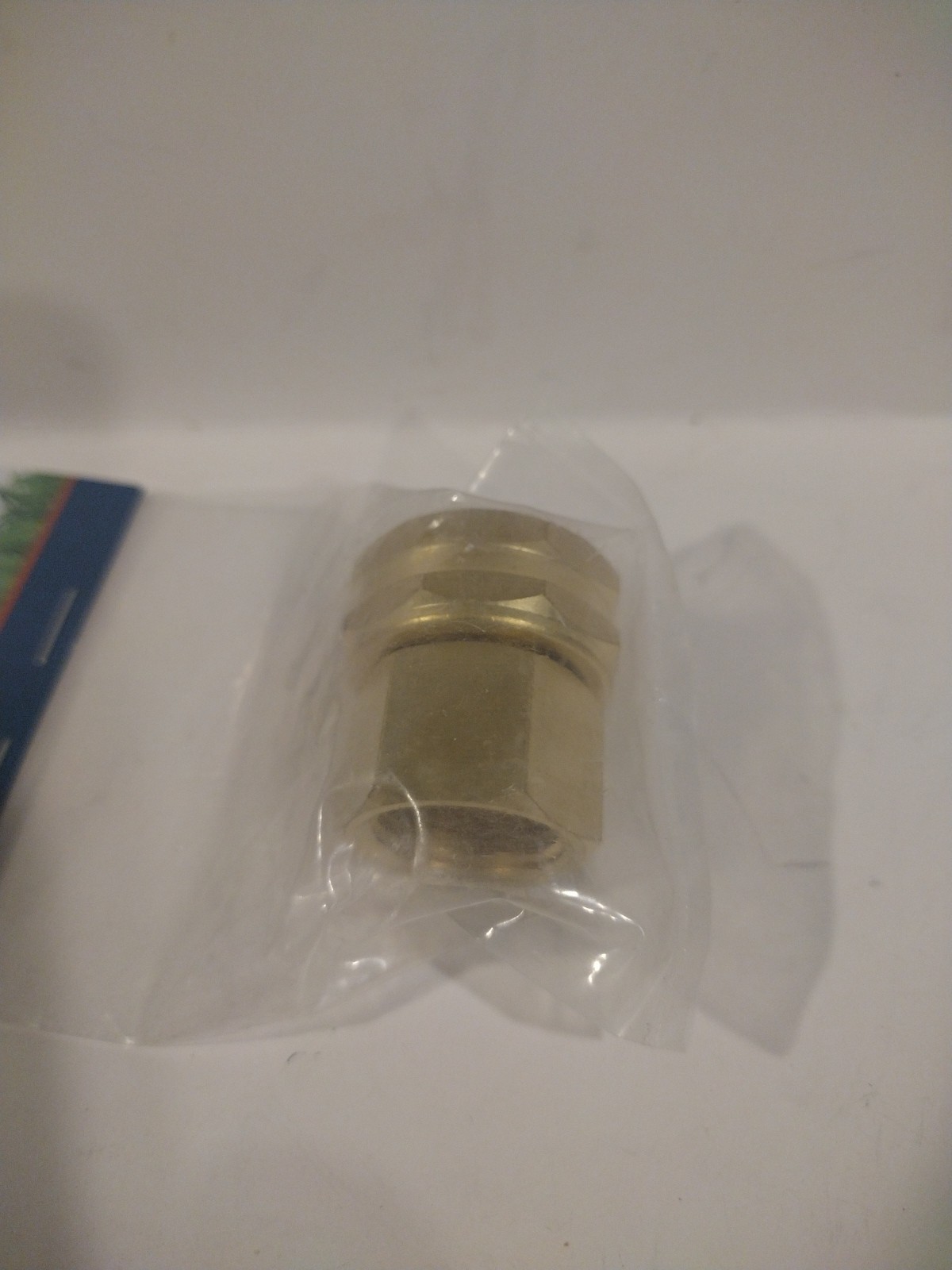 GARDEN HOSE Adapter, Female Garden Hose Threads w/Gasket x 1/2″ NPTFMPT