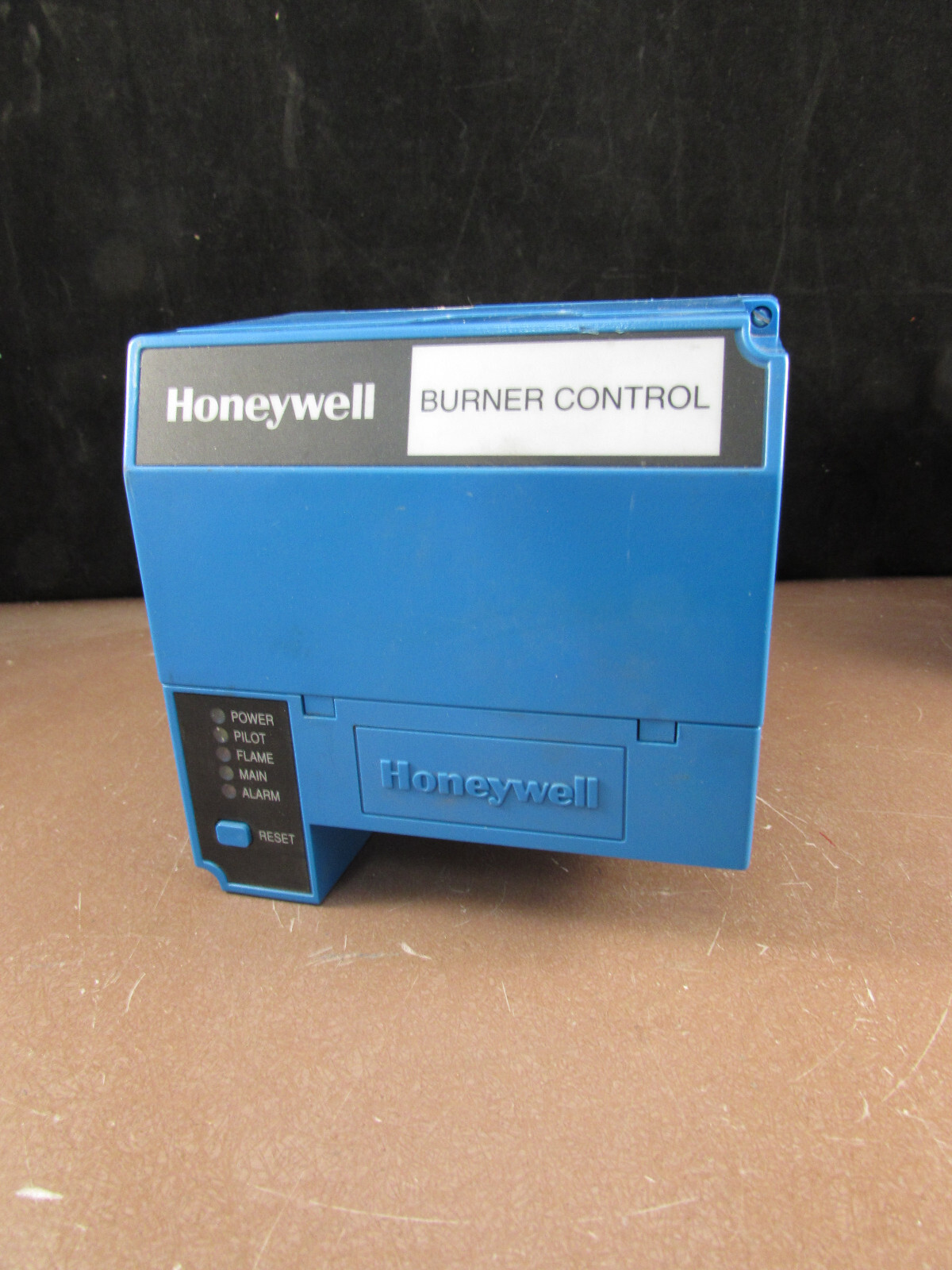 Honeywell RM7890A1015 Burner Controller