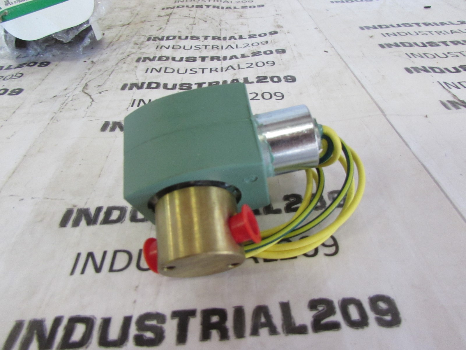 ASCO SOLENOID VALVE HT862G014 1/8” 110 VAC NEW