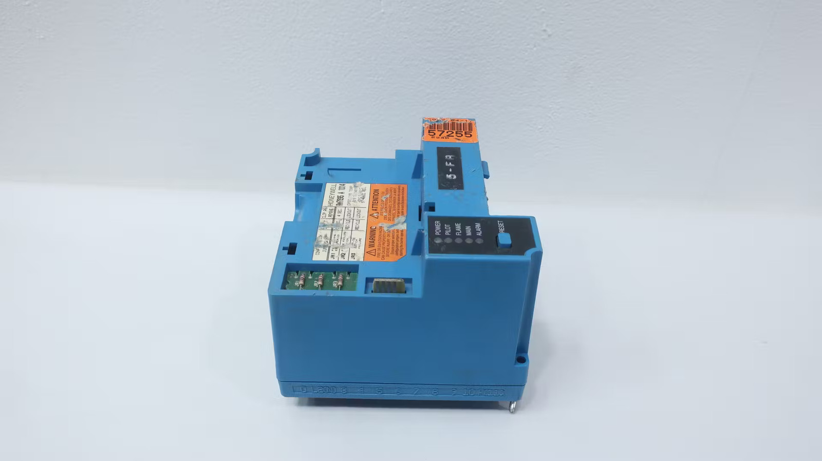 Honeywell RM7895 A 1014 Burner Control Module 120v-ac -40f-140f