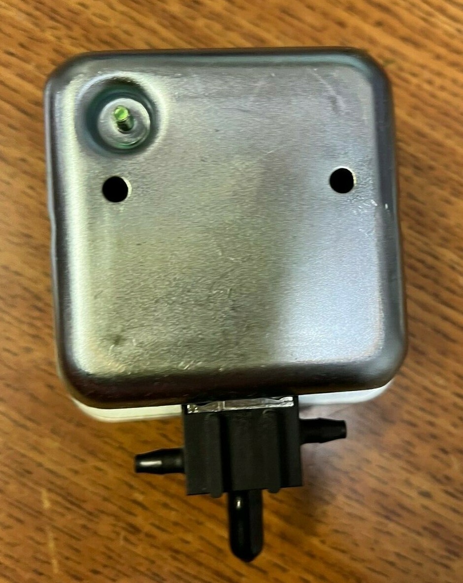 Siemens 265-1022 Model 3 Electric-Pneumatic Air Valve 120VAC 60Hz