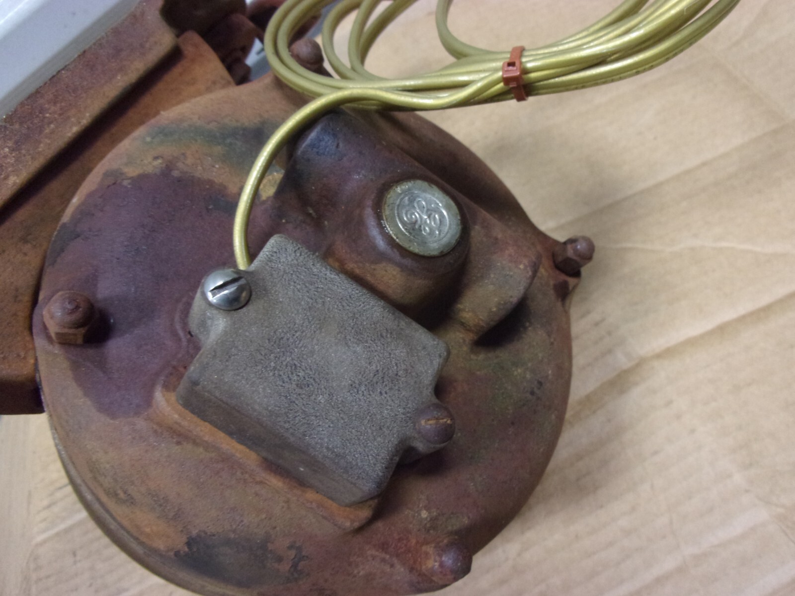Vtg GE 1/4 HP Electric Motor 1725 Rpm 110 Vac Scroll Saw 1/2″ Shaft Cast Iron US