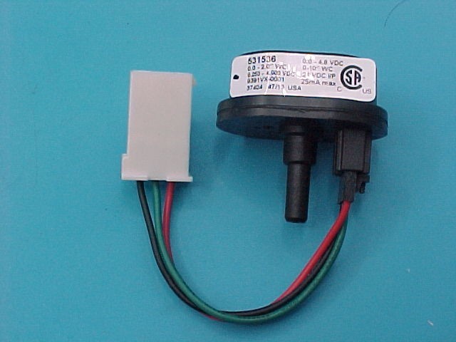 YORK PRESSURE SENSOR S1-02435922000 531536 SB