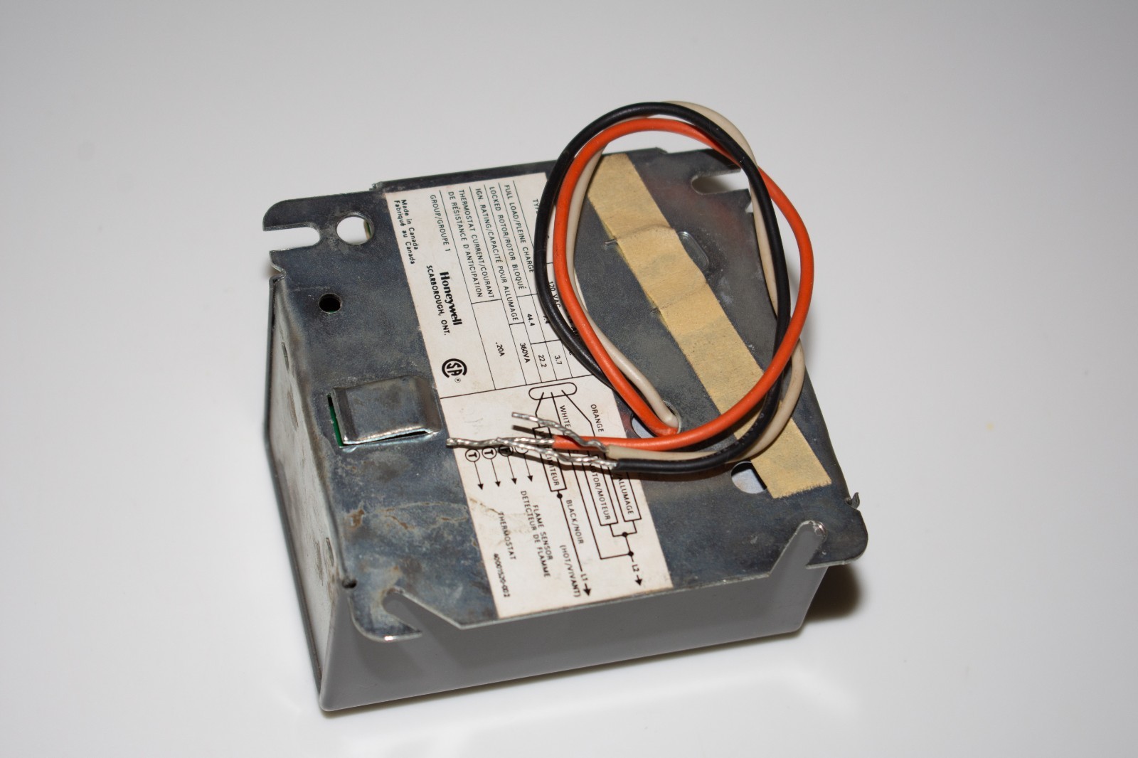 Honeywell R8184G primary oil burner control, several tests done 6-month warranty