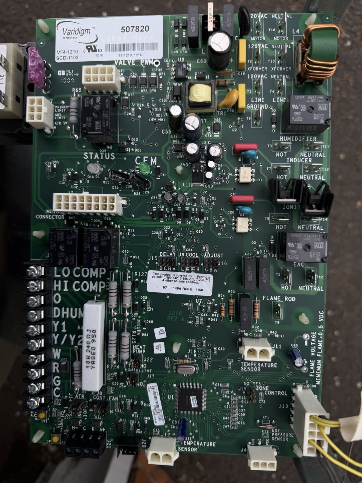 York Luxaire VARIDIGM 507820 Control Board VF4-1210 SCD-1099 Set With Blow Motor