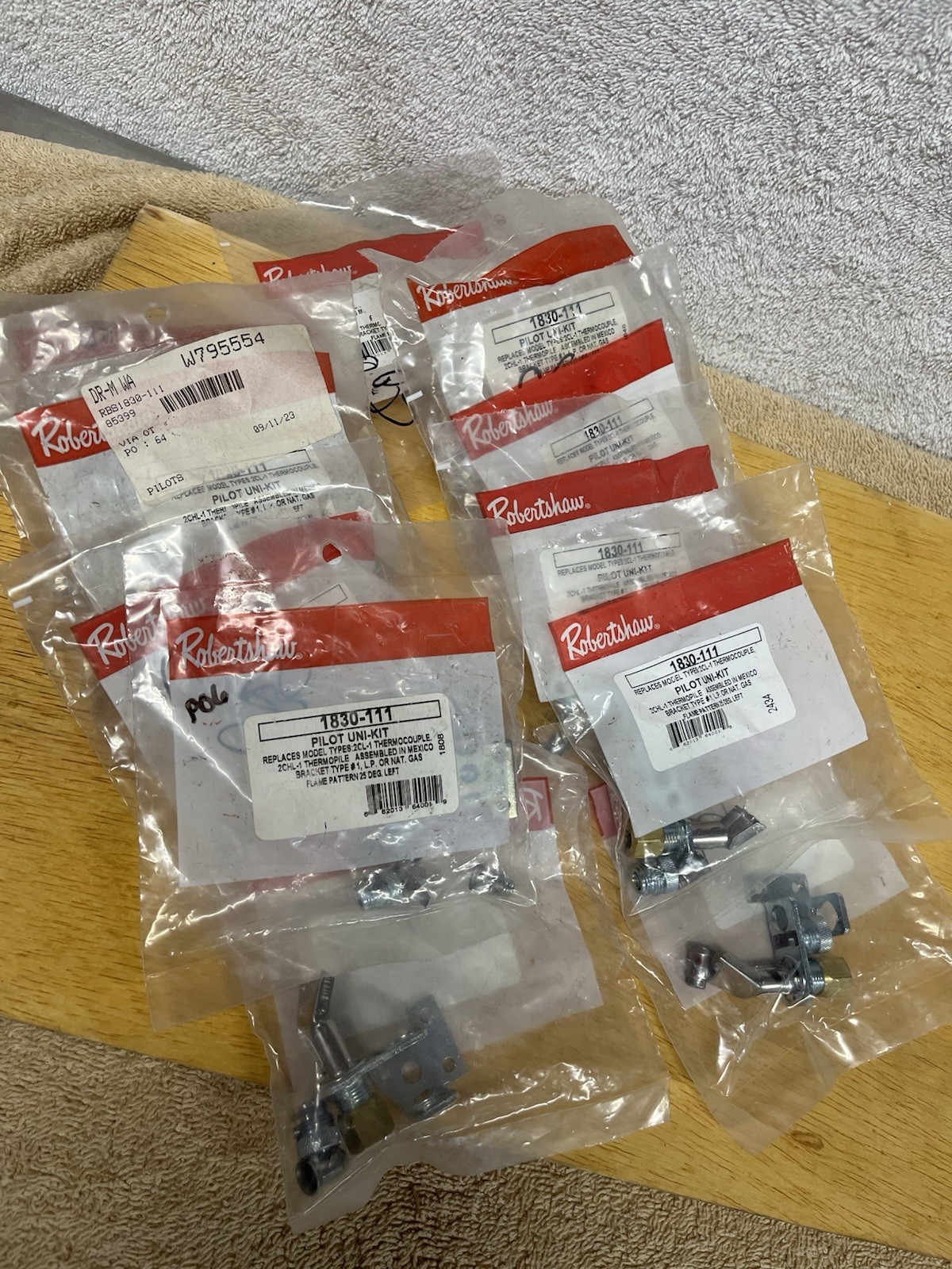 TEN- Robertshaw Gas Furnace Pilot Assemblies 2CHL-1 MPN 1830-111, FREE SHIPPING!