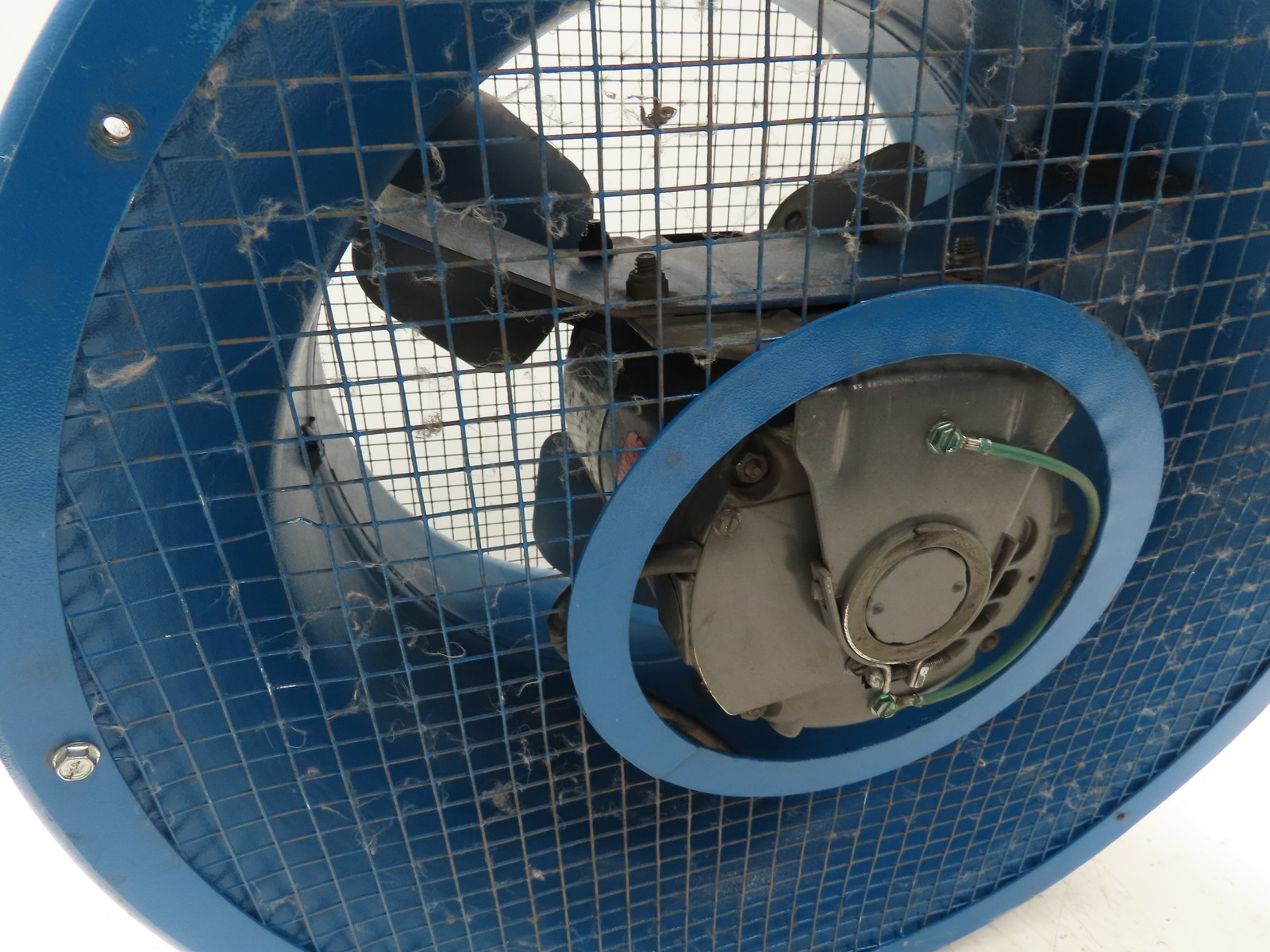 Patterson H14C-CS Industrial Circulation Fan 14″ Blade 277V 1Ph 1/4HP 2600 CFM