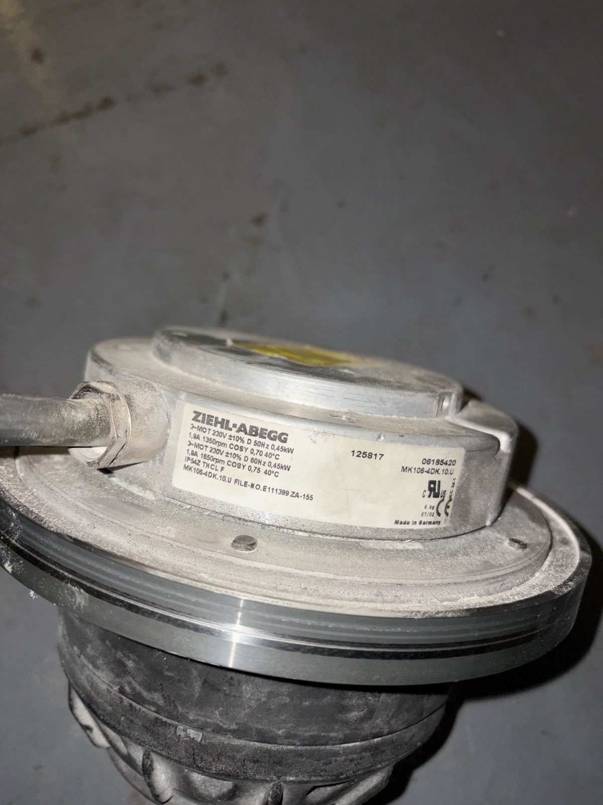 ZIEHL ABEGG MK106-4DK.10.U / MK1064DK10U FAN MOTOR 230V USED