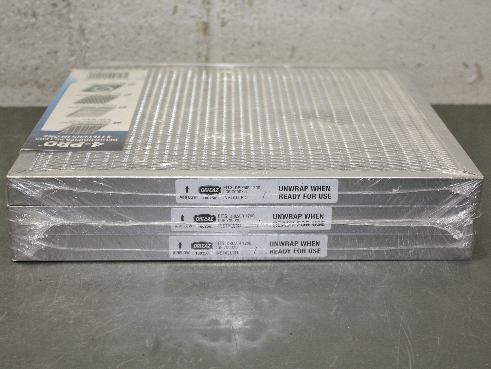 (3) Dri-Eaz Air Filters F581, 11-3/4″ x 11-3/4″ x 7/8″, MERV 5, for F203-A F412