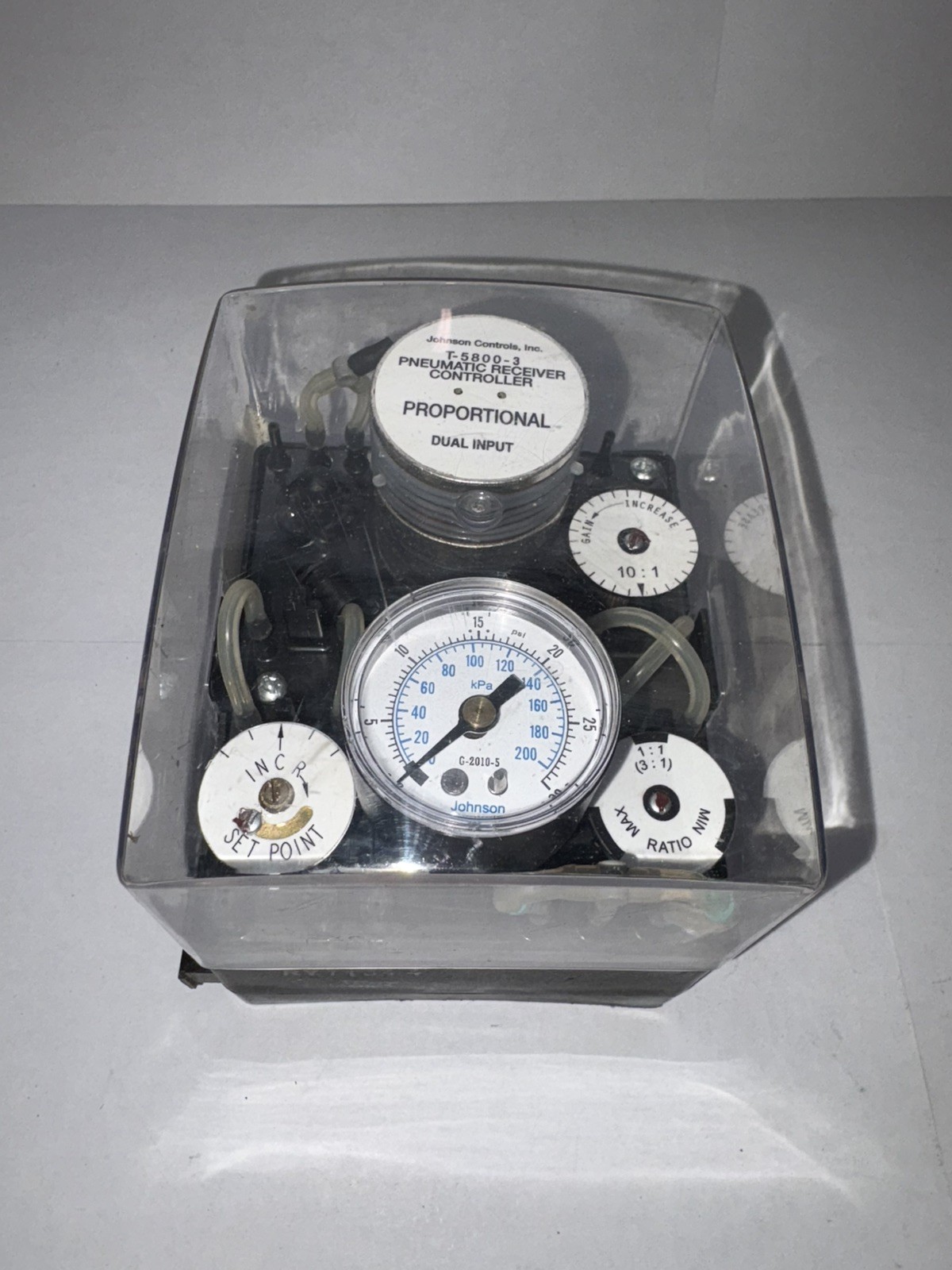 Johnson Controls T-5800-3 pneumatic receiver controller