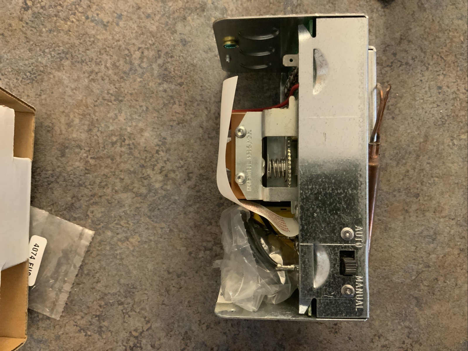Honeywell/Resideo L8148J1009 Aquastat Relay