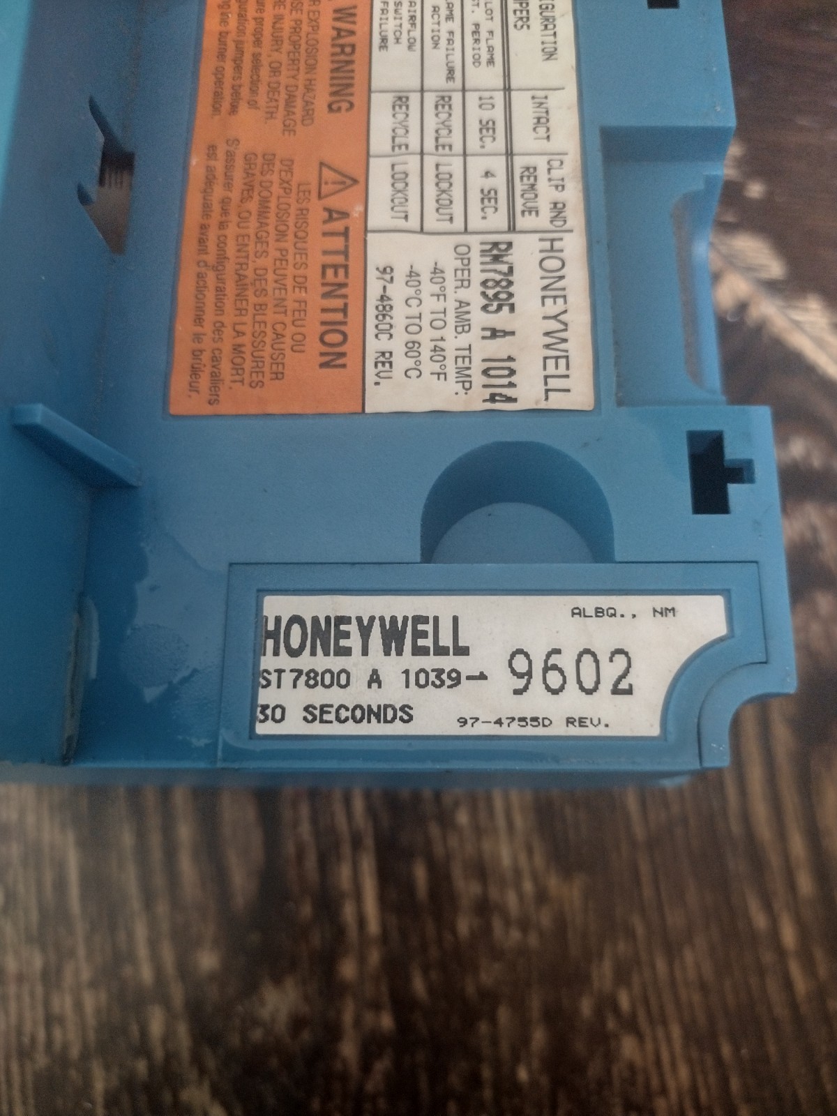 Honeywell RM7895 A 1014 Burner Control Complete System Tested Working
