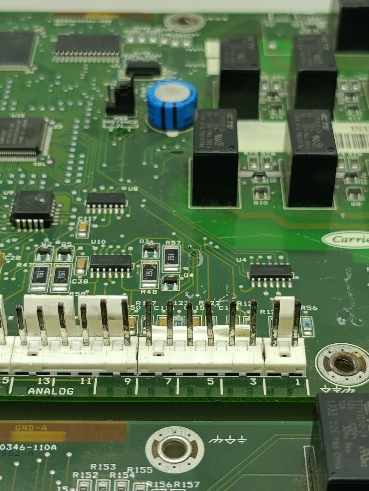 Carrier CEPL130346-01 Chiller Control Board HK50AA029 Per 2 pcs lot