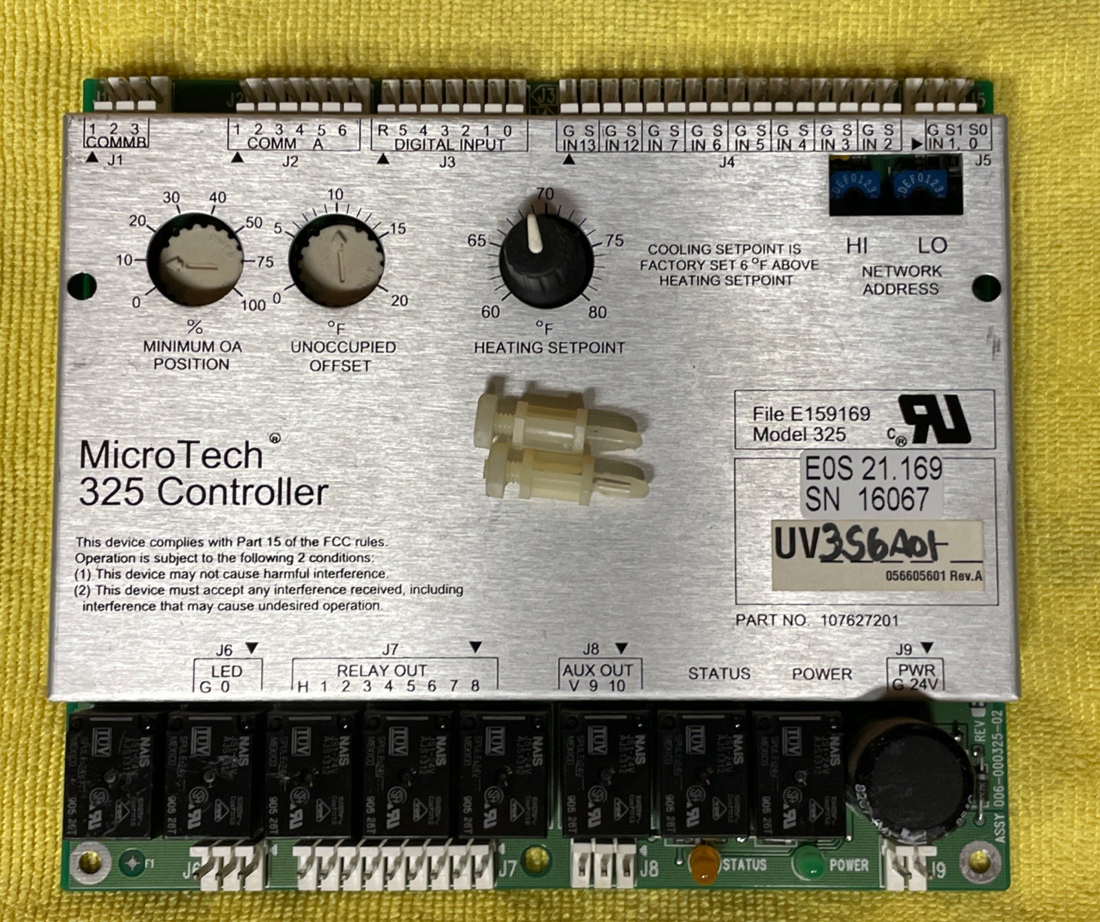 MicroTech 107627201-325 Controller-E159169
