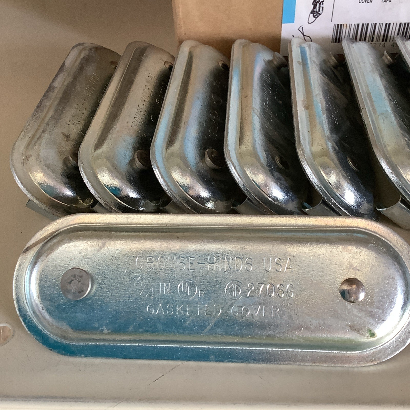 New – Crouse Hinds 270SG 3/4″ CND Body Cover – Box of 18 sold as one