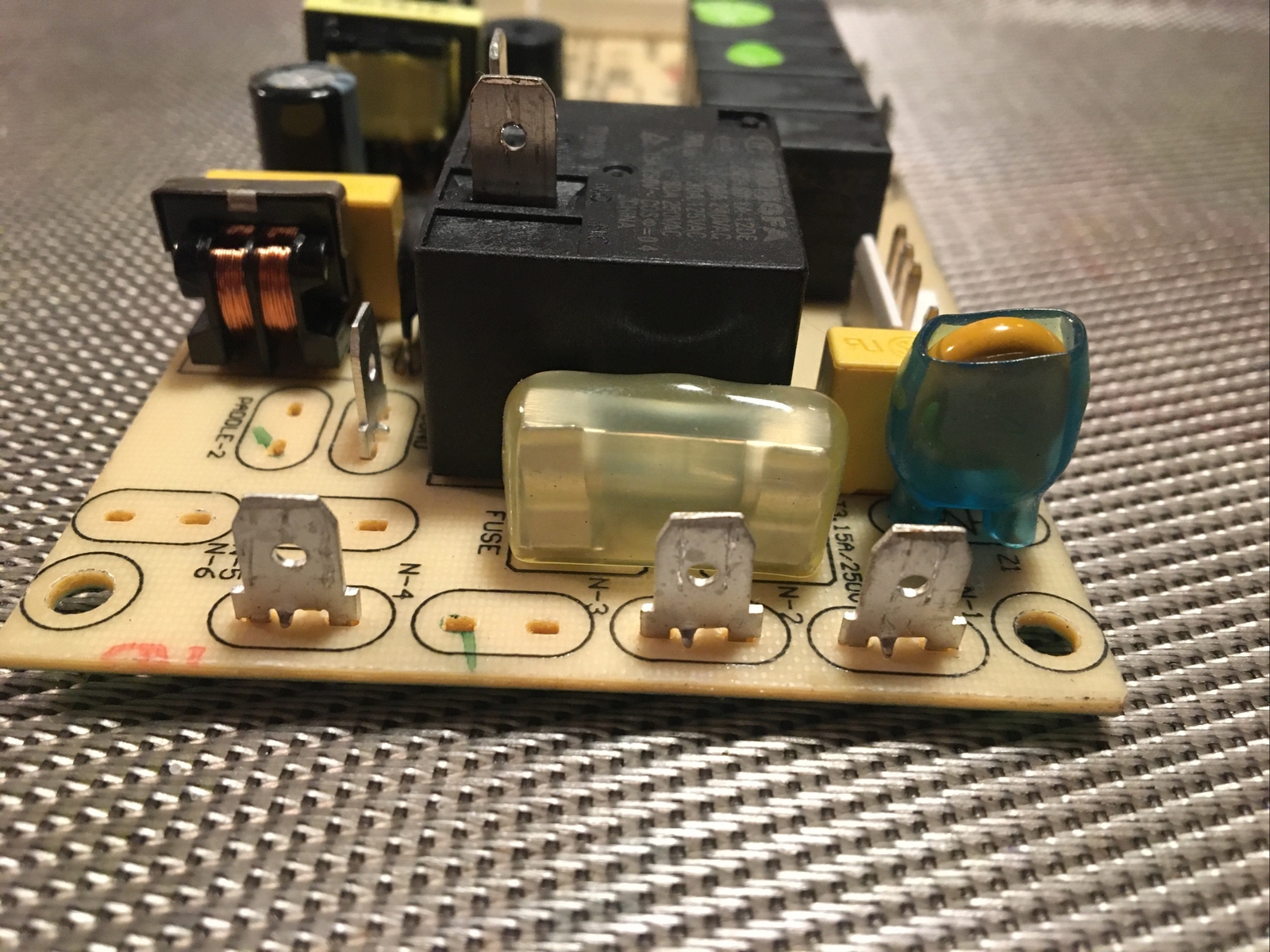 DeLonghi ac model: PAC AN125HPEKC 1A Power supply board