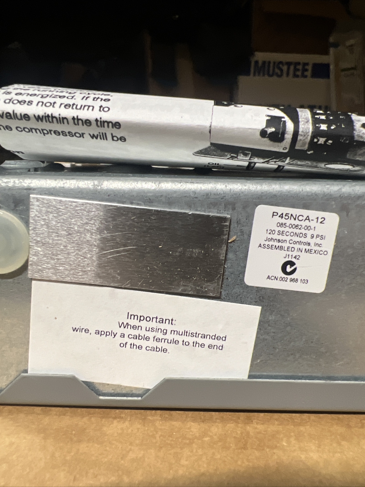 Johnson Controls P45NCA-12 Lube Oil Protector. New In Box.