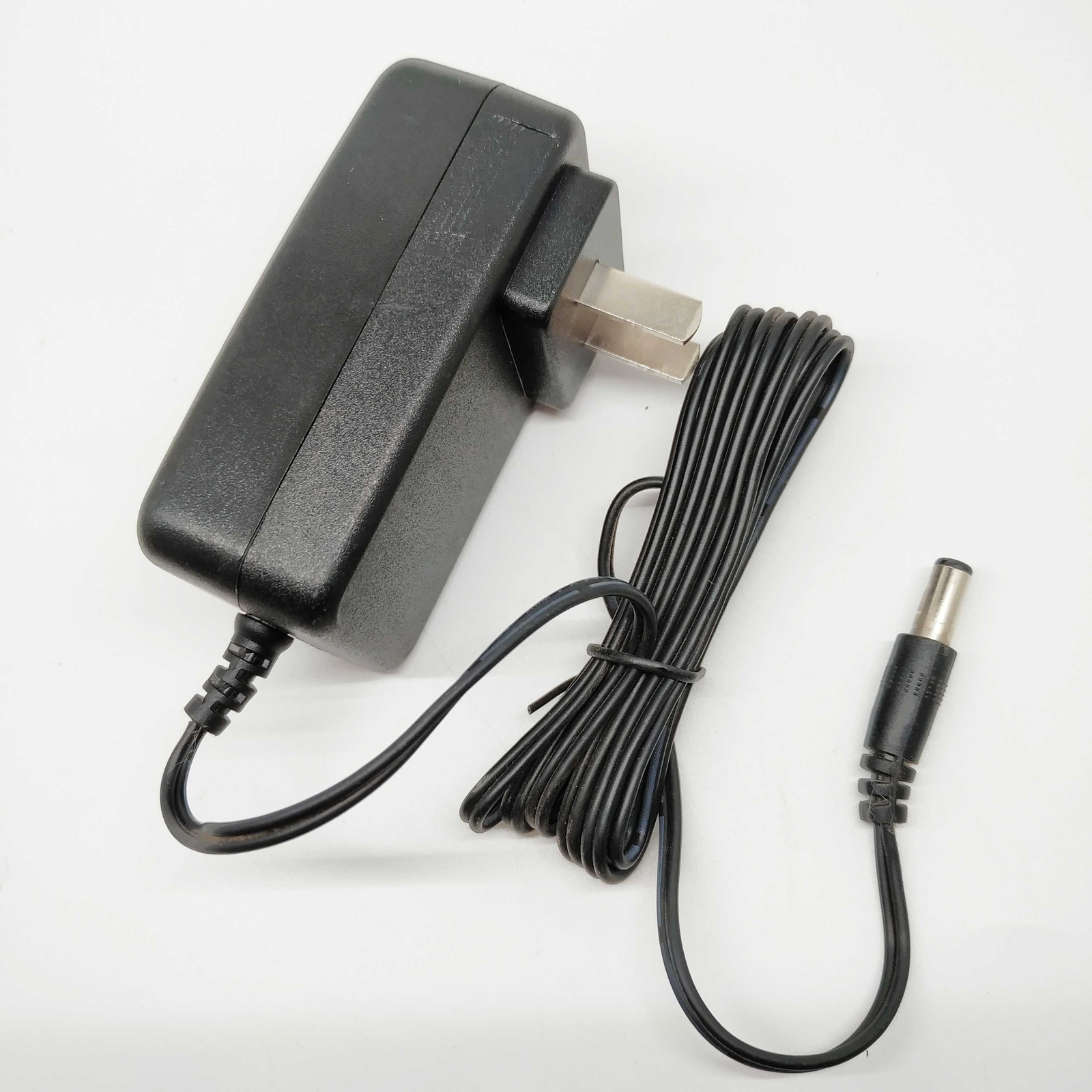 Genuine AC-DC Adapter Power Supply Trythink TS-A018-120015Ce 12V 1.5A 5.5*2.5MM