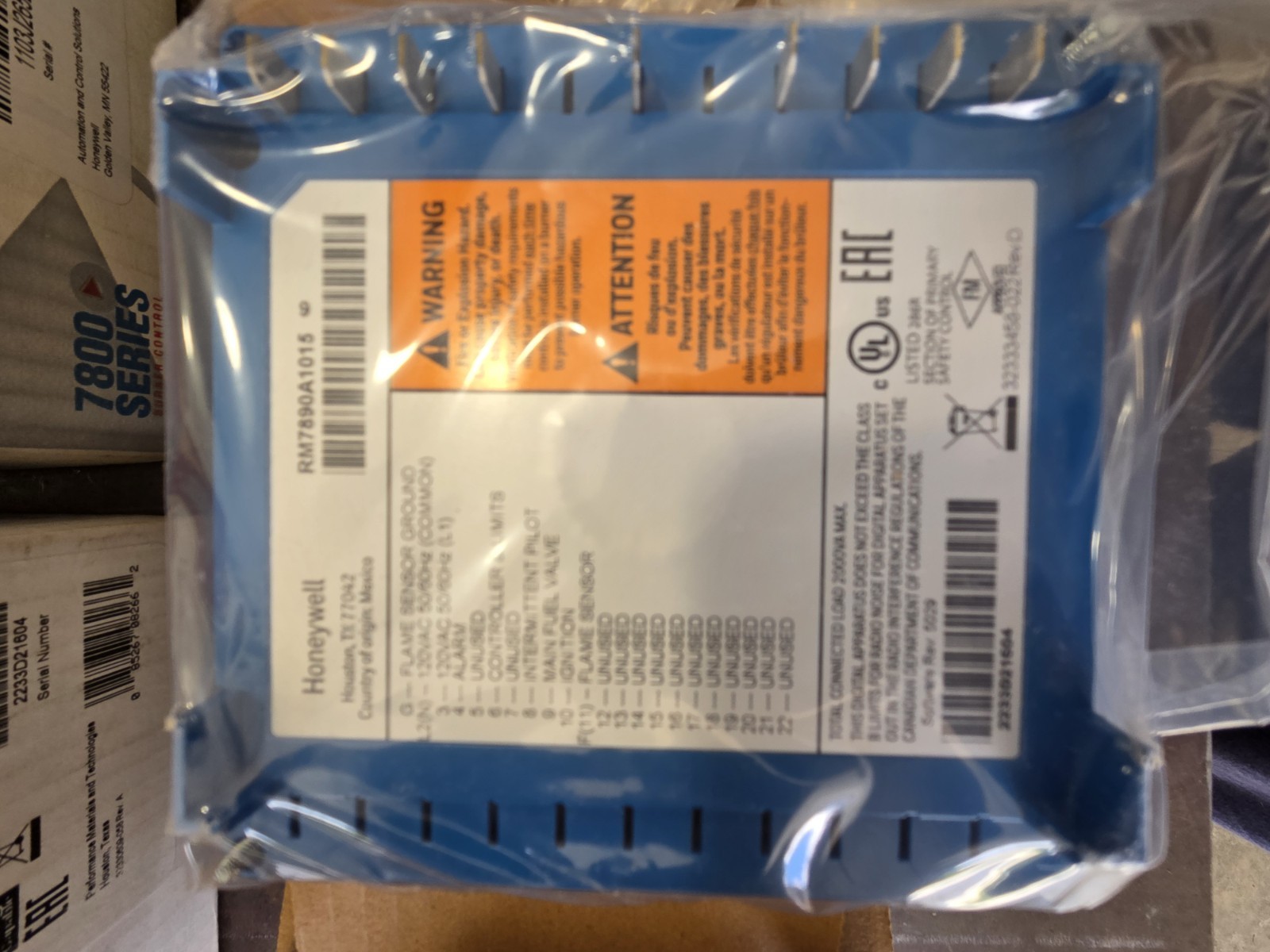 Honeywell 7800 Series Burner Control RM7890 A 1015 Automatic Primary Control