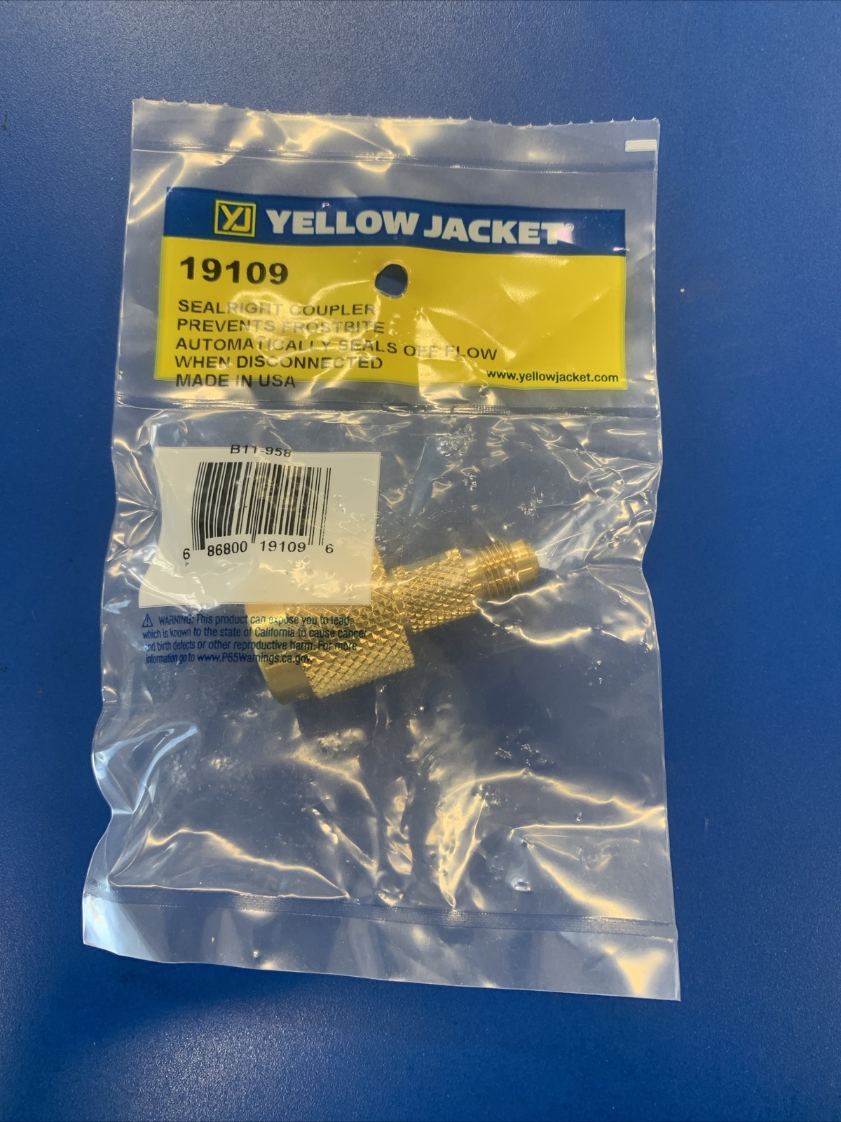 YELLOW JACKET 1/4″ SEALRIGHT FITTING (1/4″ STR. Q.C. X 1/4″M.FL.) 19109
