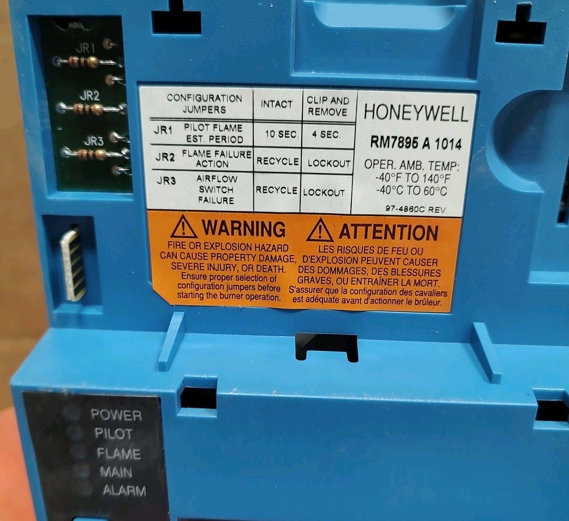 NEW Honeywell RM7895 A 1014 Automatic Programming Control 120VAC BURNER CONTROL