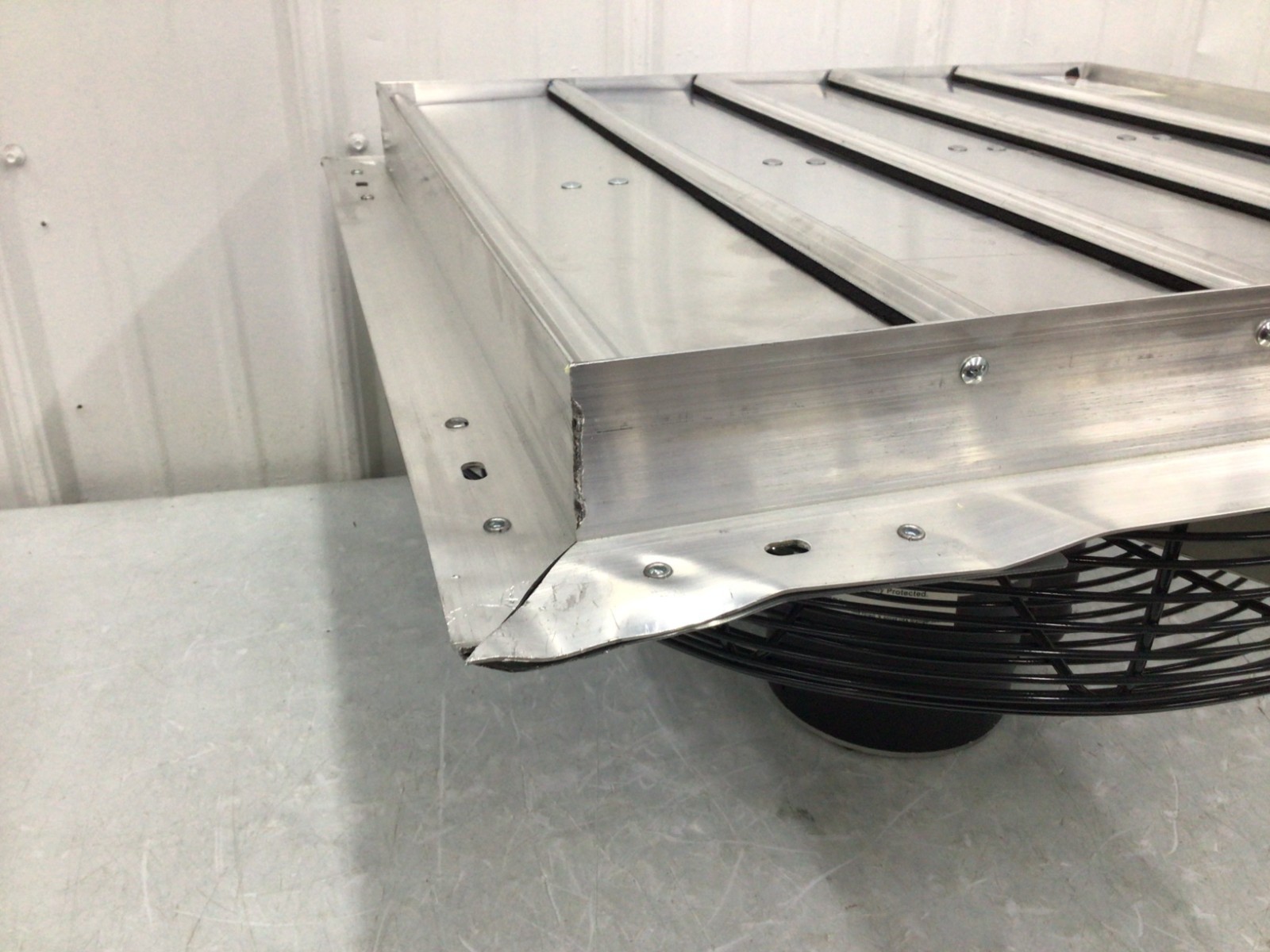 DAYTON – 484X44 Shutter Mount Exhaust Fan 20 in Blade 1/3 hp 1 ph