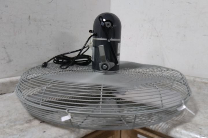 Dayton 1VCF4D 1/2 HP 1100/850 RPM 115VAC 30 In Blade Dia Industrial Fan