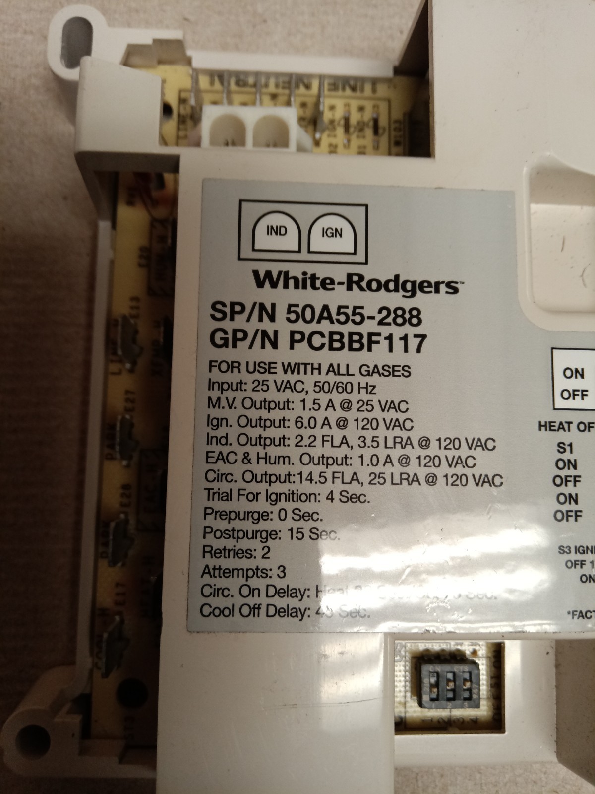Goodman PCBBF117 50A55-288-05 Furnace Control Board USED / INSPECTED