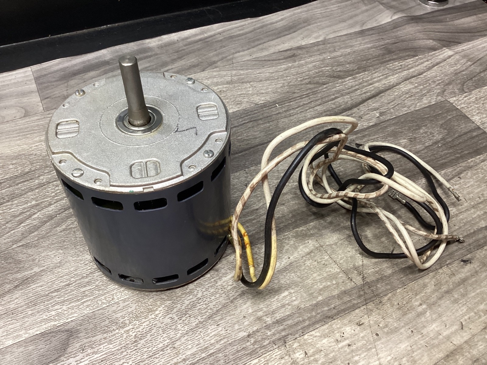 Emerson Electric Motor K55HXEDS-2694 #121H118PR8