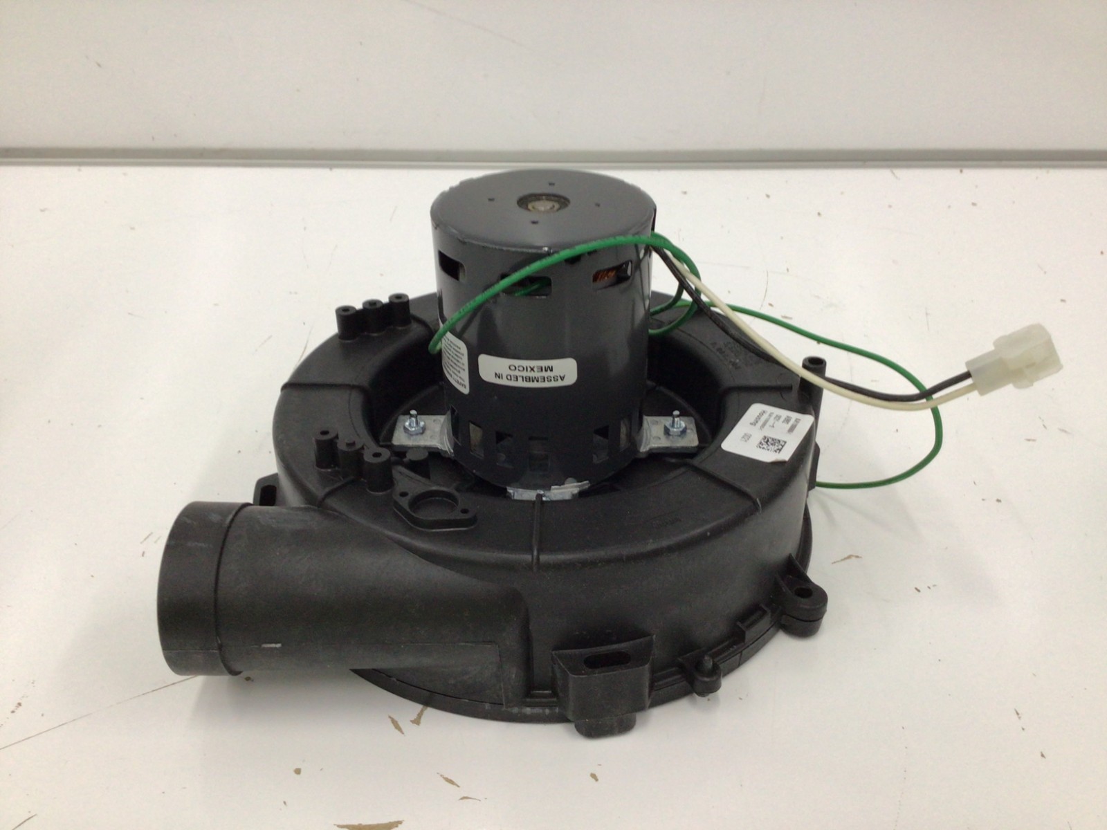 Fasco A992 Round Oem Blower, 3400 Rpm, 1 Phase, Direct, Plastic 1 Speed