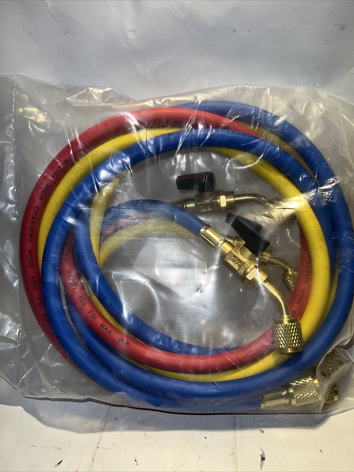 R134A A/C Charging Hose with Ball Valve, (4000~800) PSI Working Pressure 1/4″