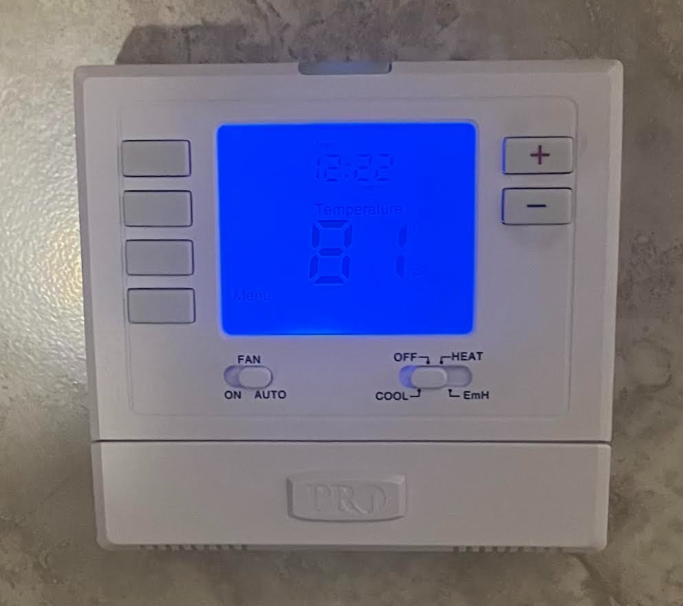 Pro1 IAQ T721 Digital Non-Programmable 2H/1C Heat Pump Thermostat – USED