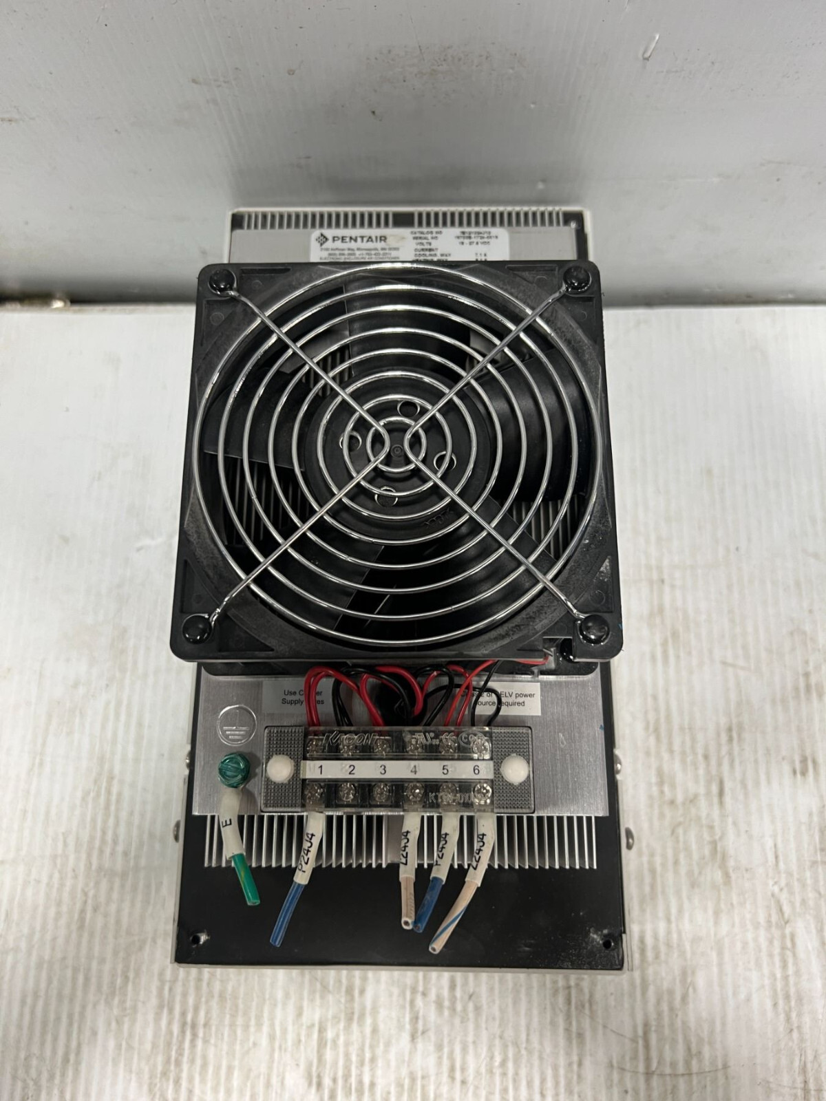 Pentair TE121024010 HOFFMAN Thermoelectric Coolers Indoor/Outdoor 6096