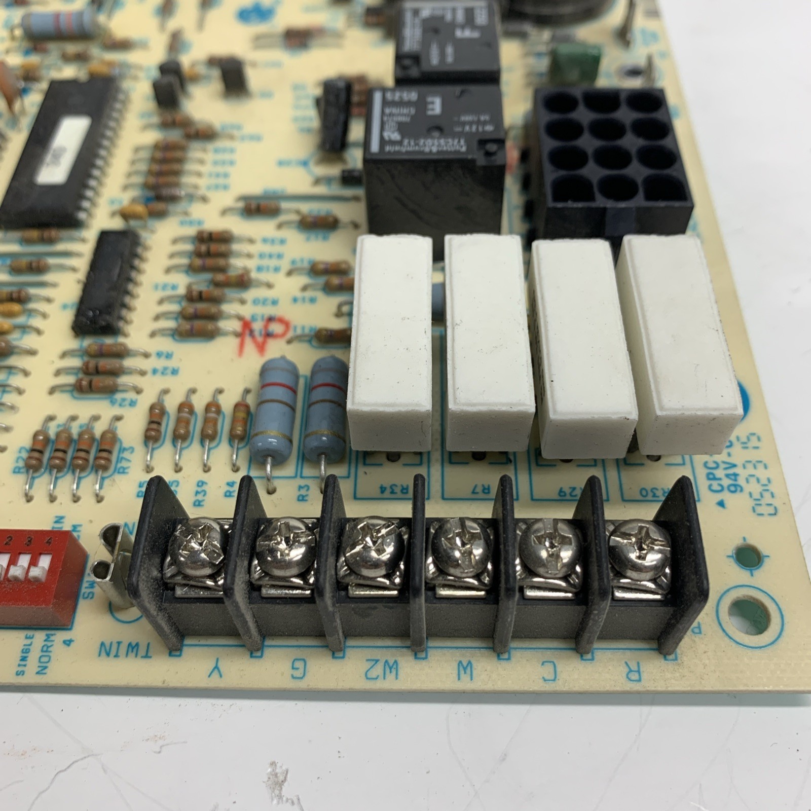 Rheem 1095-102 Furnace Control Circuit Board 62-100610-01