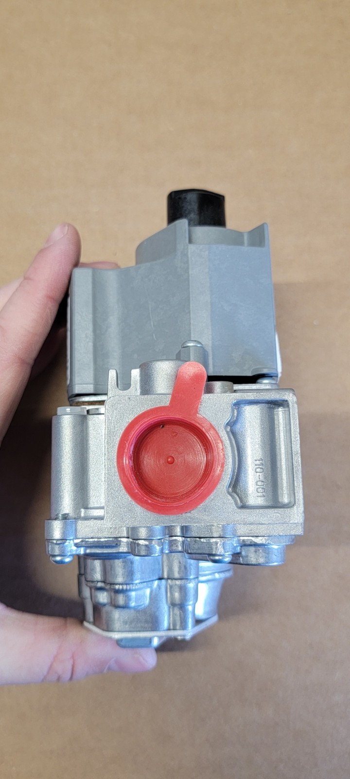 Resideo/Honeywell VR8304P4256 Natural Gas Control Thermostat 24V Class 2 Valve