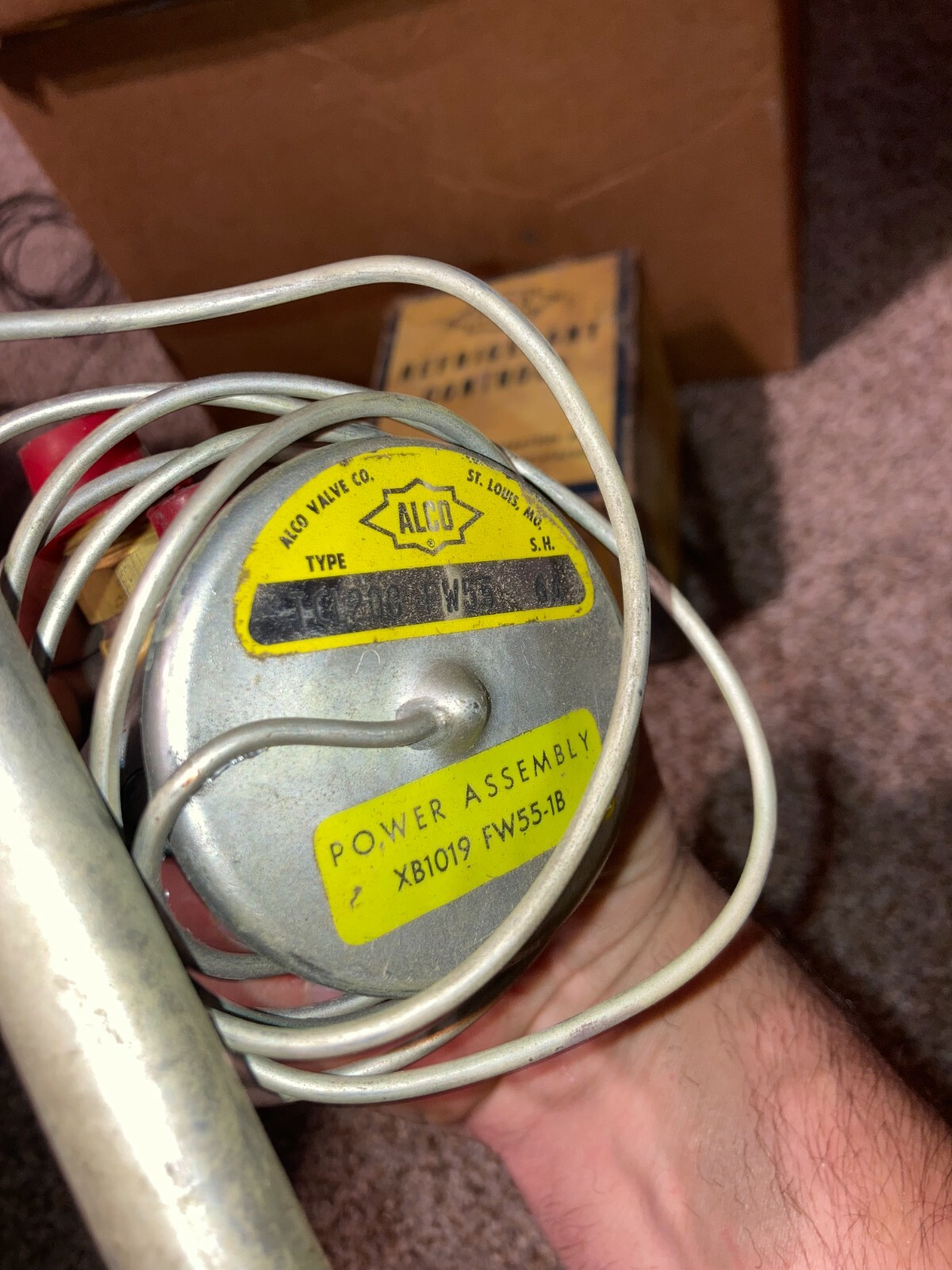 NEW ALCO CONTROLS TCL200FW55 6A 2 TONS 5′ 3/8 X 1/2 ANGLE TYPE THERMO VALVE