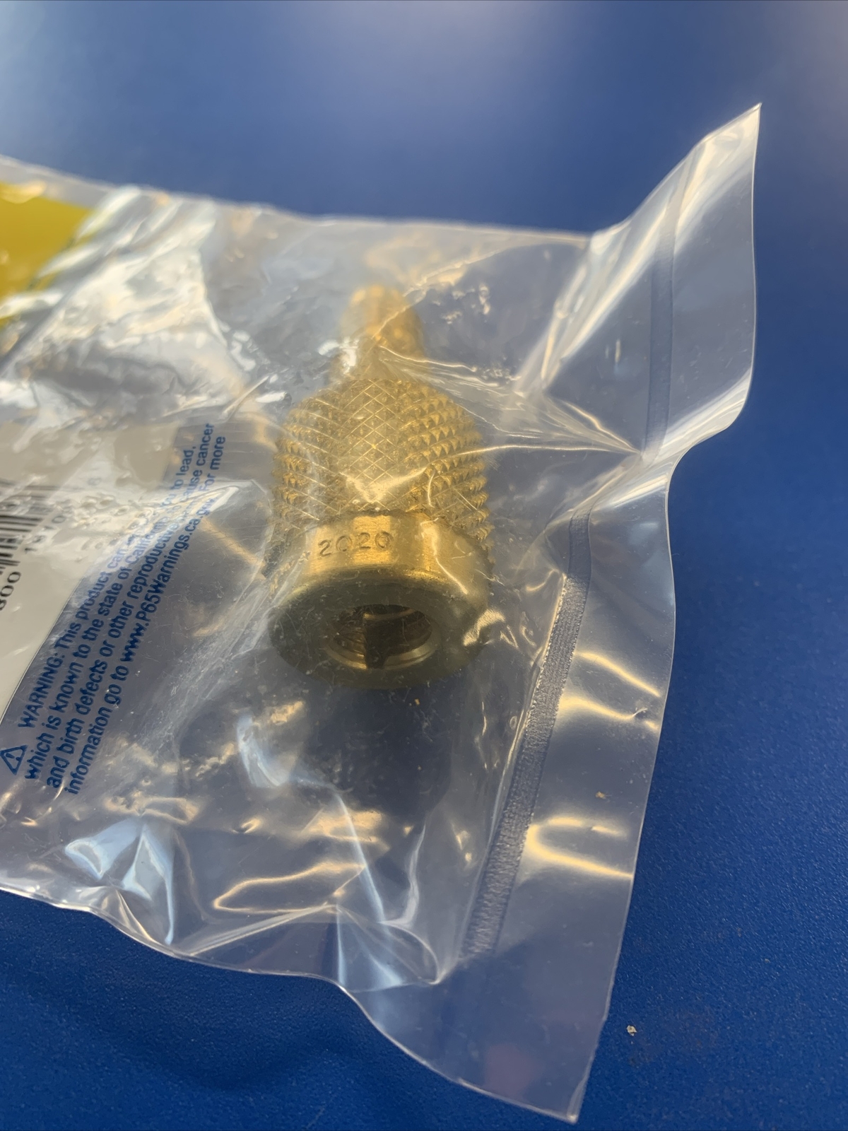 YELLOW JACKET 1/4″ SEALRIGHT FITTING (1/4″ STR. Q.C. X 1/4″M.FL.) 19109