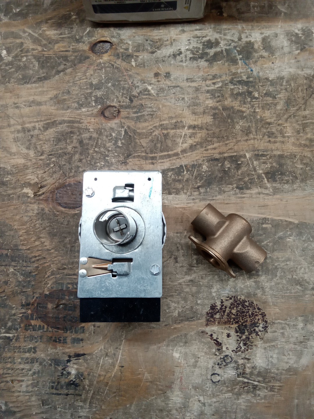White-Rodgers 1361-102 3/4 In 2-Wire Sweat Zone Valve Stainless Steel